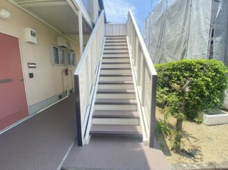 小城市 外壁塗装 屋根塗装 塗り替え工事 床シート貼り リフォーム工事 株式会社キス