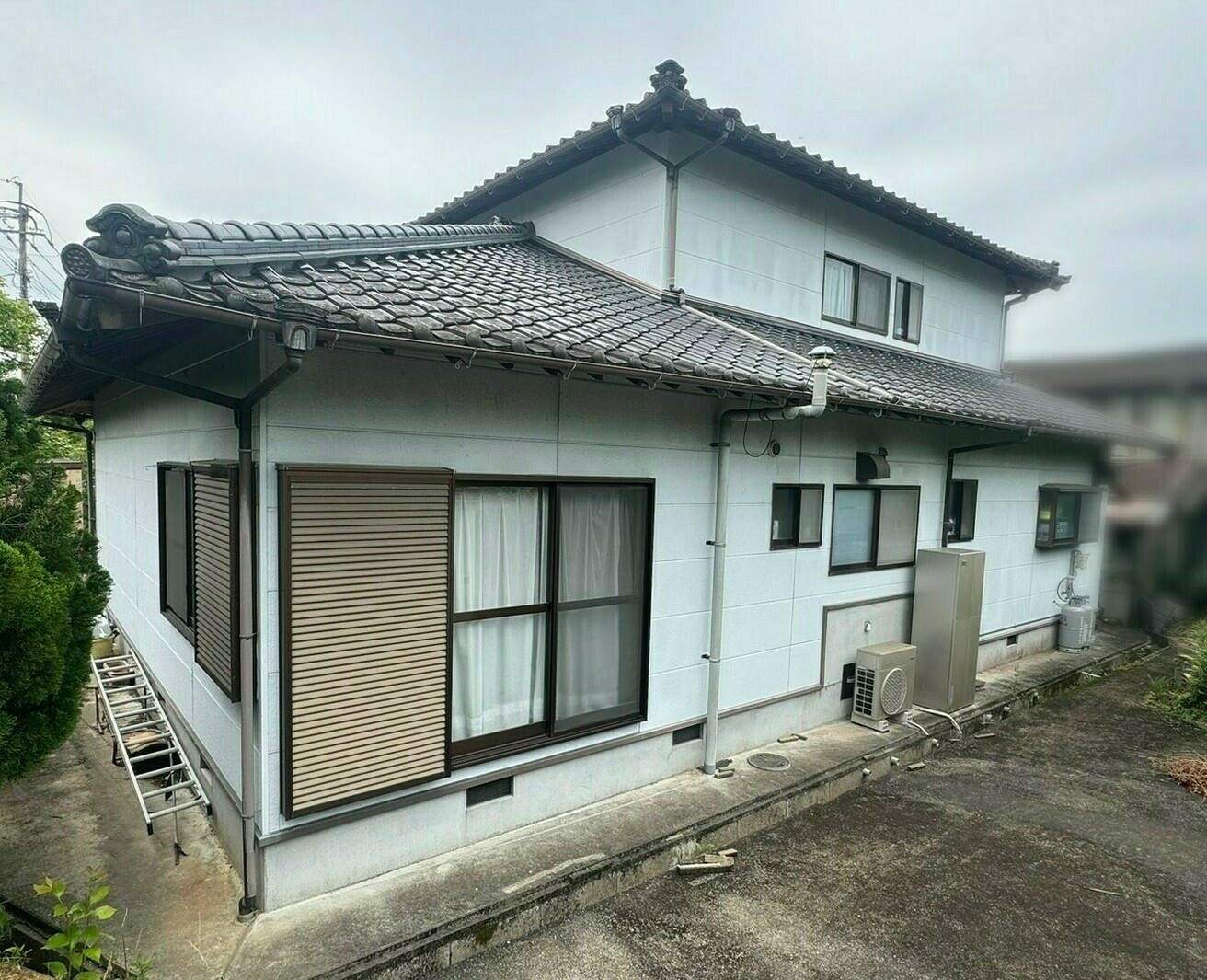 武雄市E様邸の外壁塗装その2
