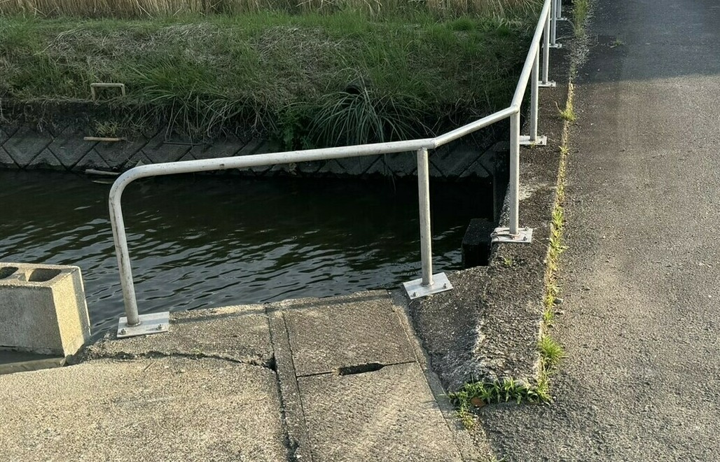 江北町K様邸のフェンス工事