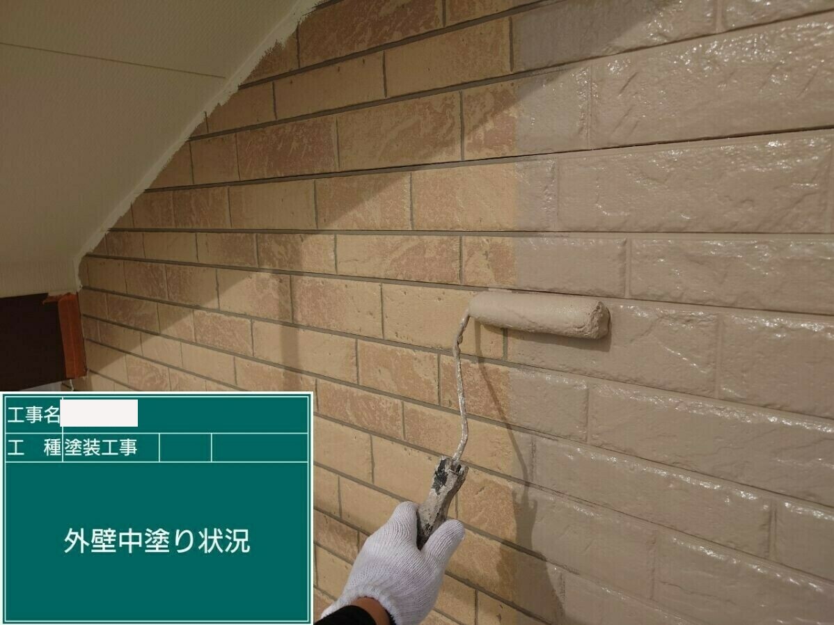 武雄市H様邸の外壁塗装(下塗り)その4