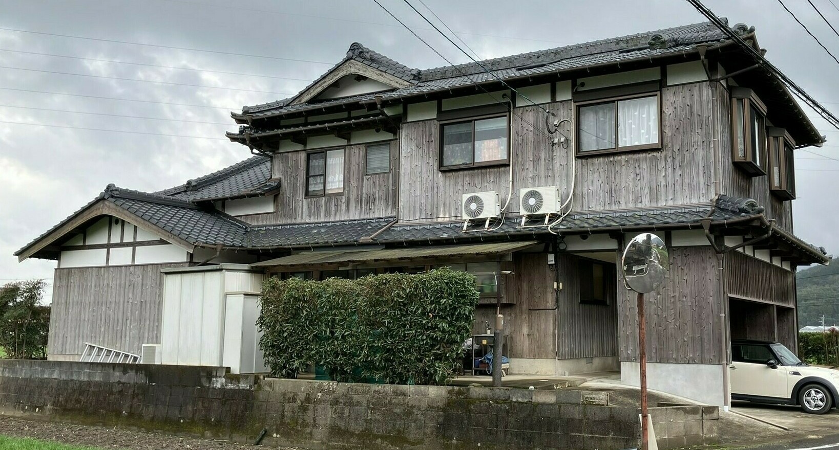 武雄市I様邸の外壁塗装その３